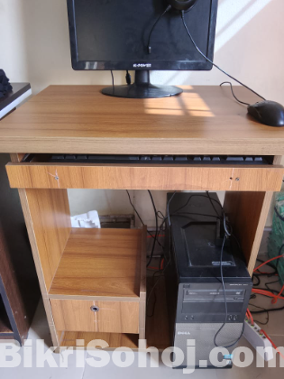 কম্পিউটার ডেস্ক টেবিল